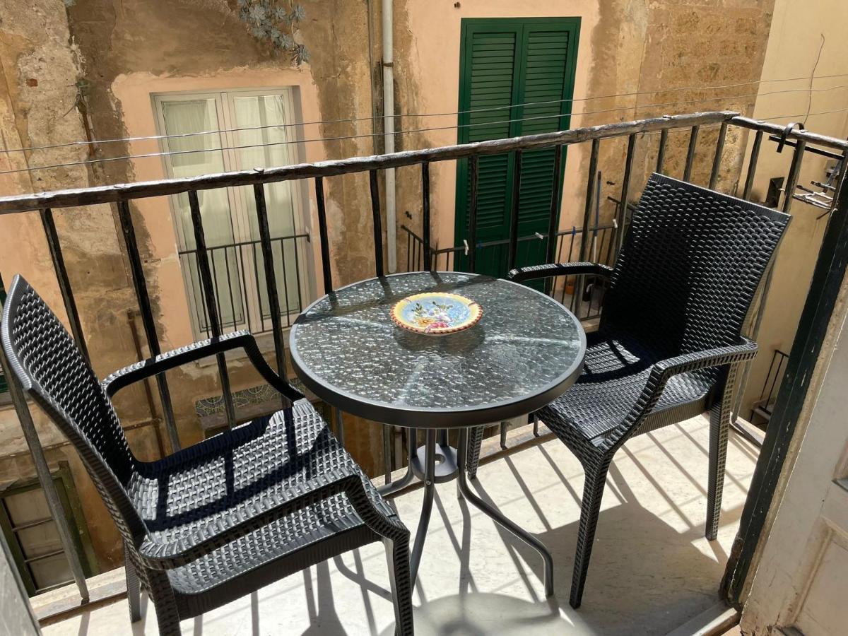 Apartamento A Casa Di Elena Palermo Exterior foto